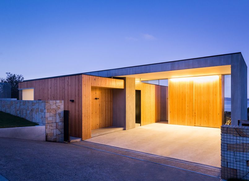 Elandra House