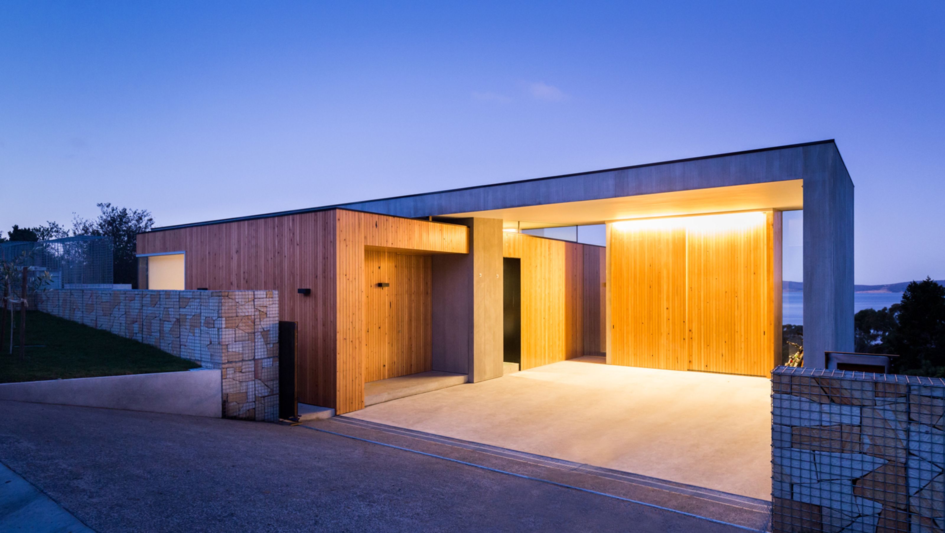 Elandra House
