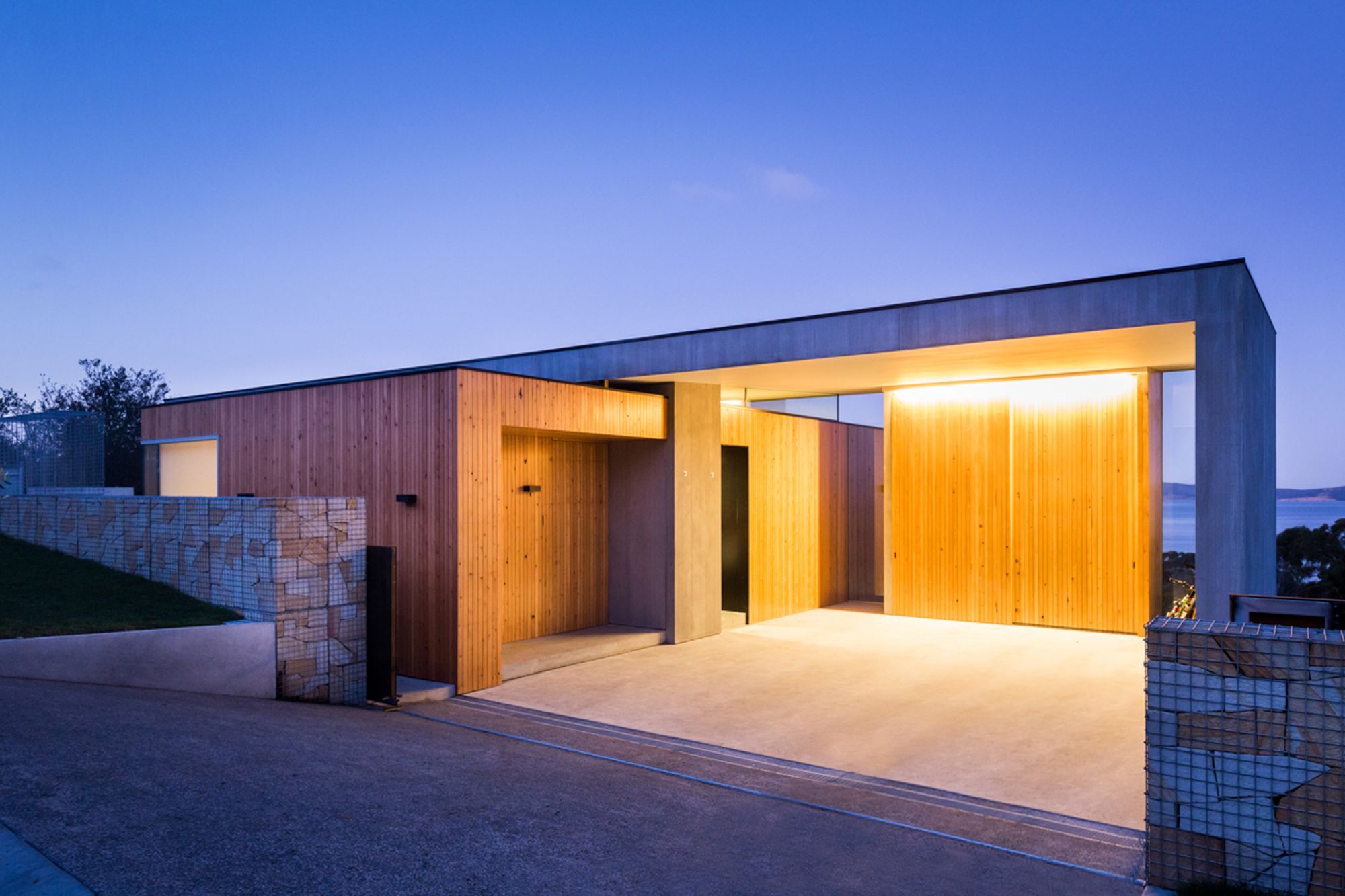 Elandra House