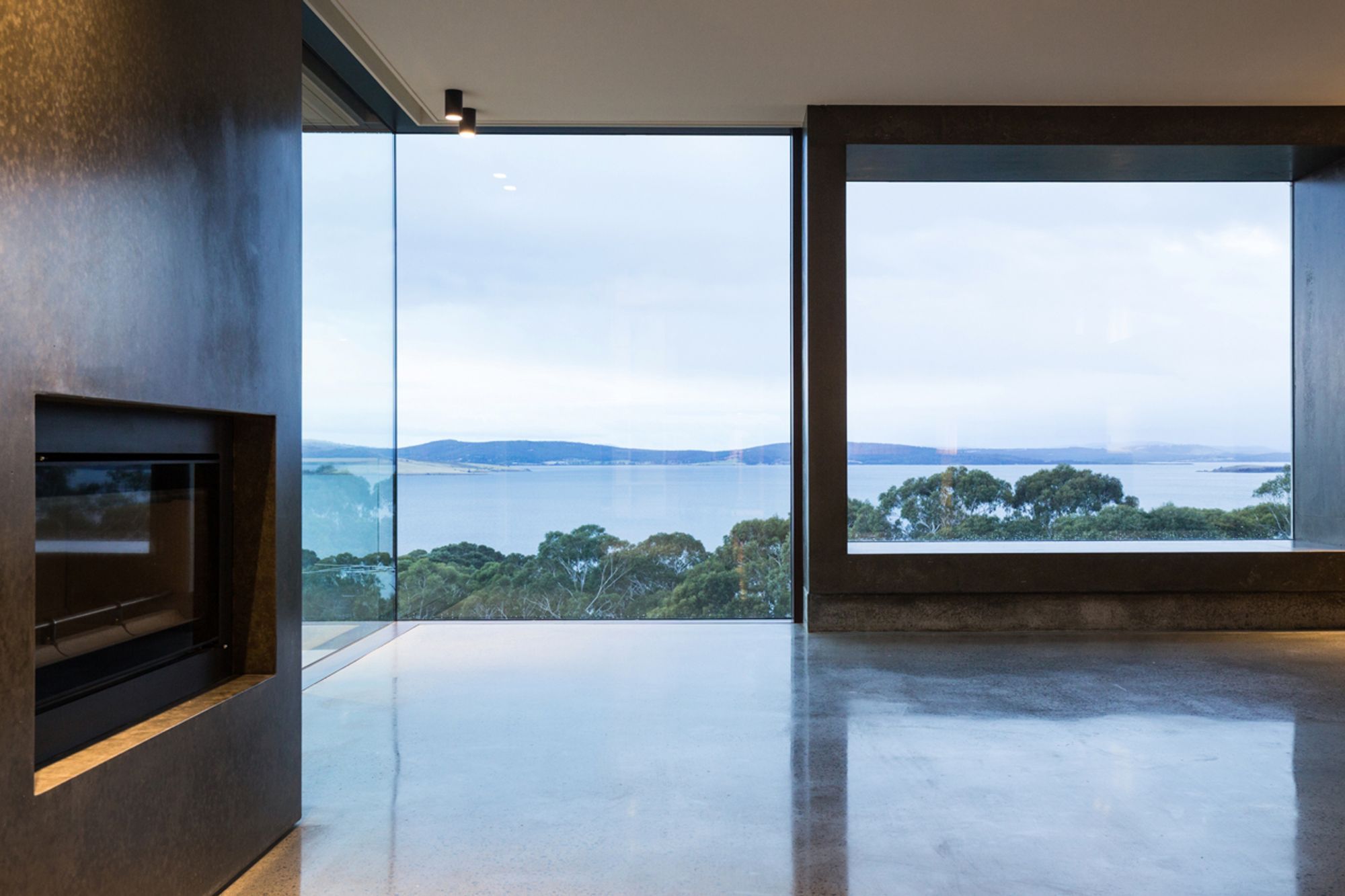 Elandra House