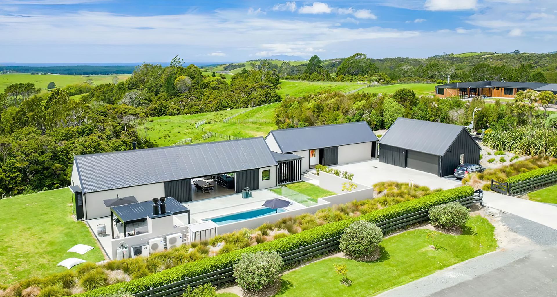 TE ARAI RETREAT banner