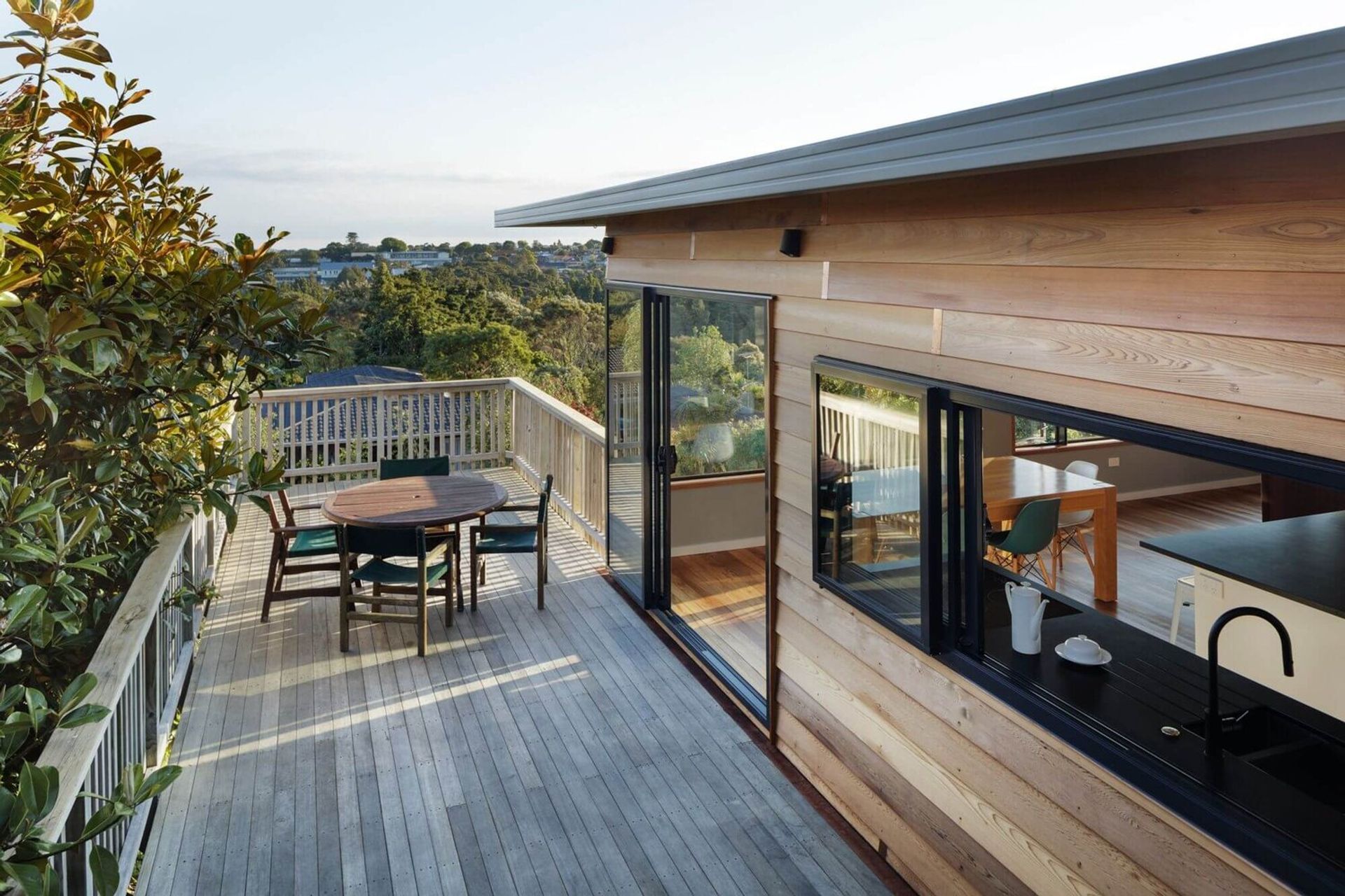 Raymond Terrace, Northcote