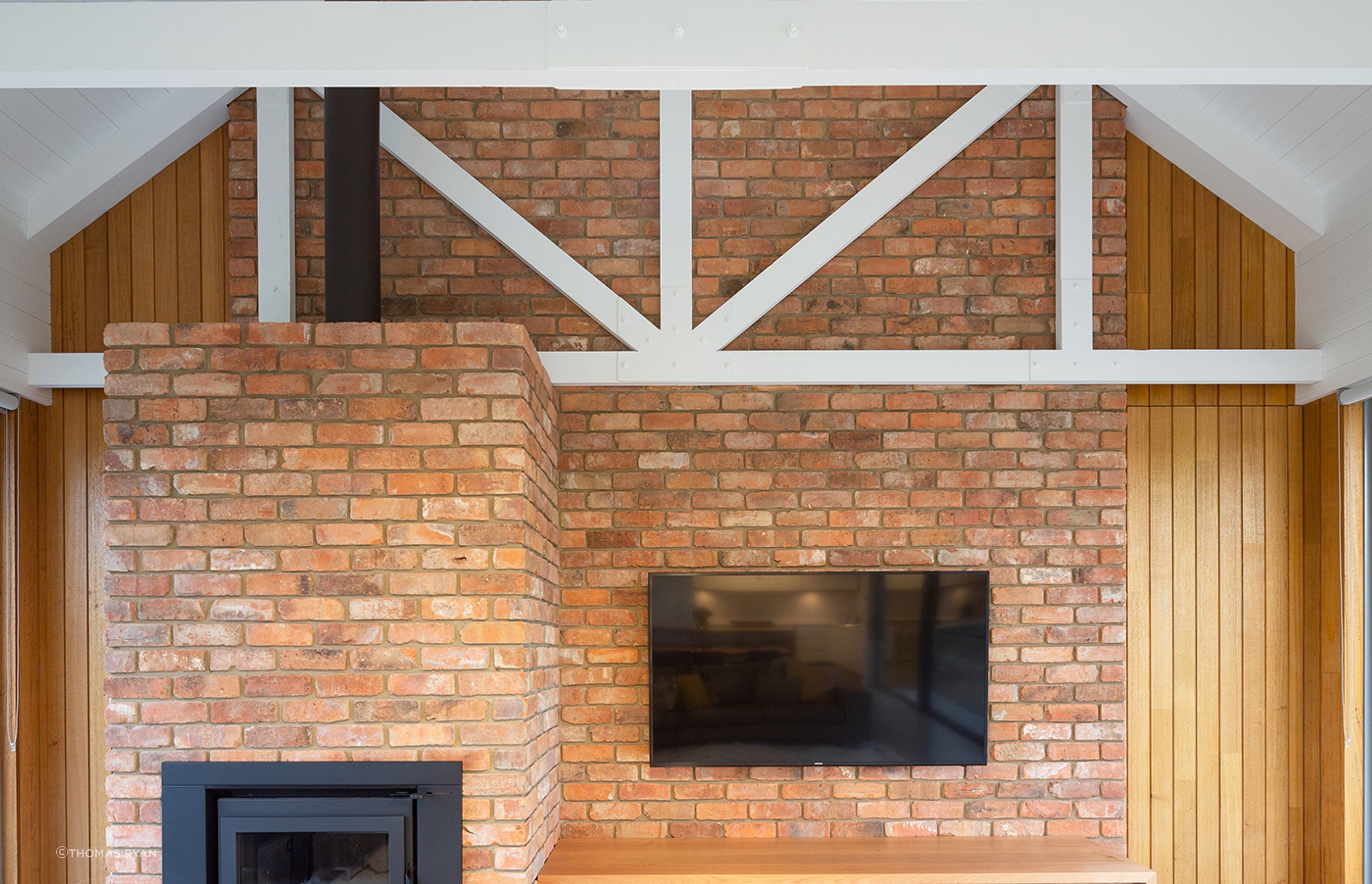 Huon Barn House