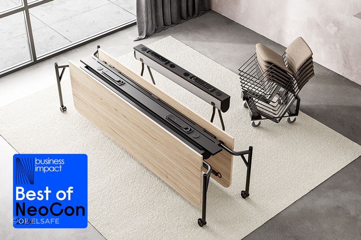 AWARD WINNING MOBILE FUNCTIONALITY
Honoured with the Best of NeoCon Business Impact Award, Folding Surfaces is designed so users can adapt a space with ease. With built–in power the Folding Surfaces’ solution allows users to unfold fully functional work surfaces wherever they’re needed, with the flexibility to re–configure the workspace to adapt to the task at hand.