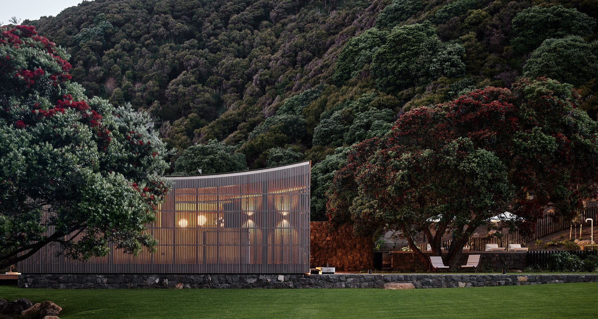 Omata Beach House banner