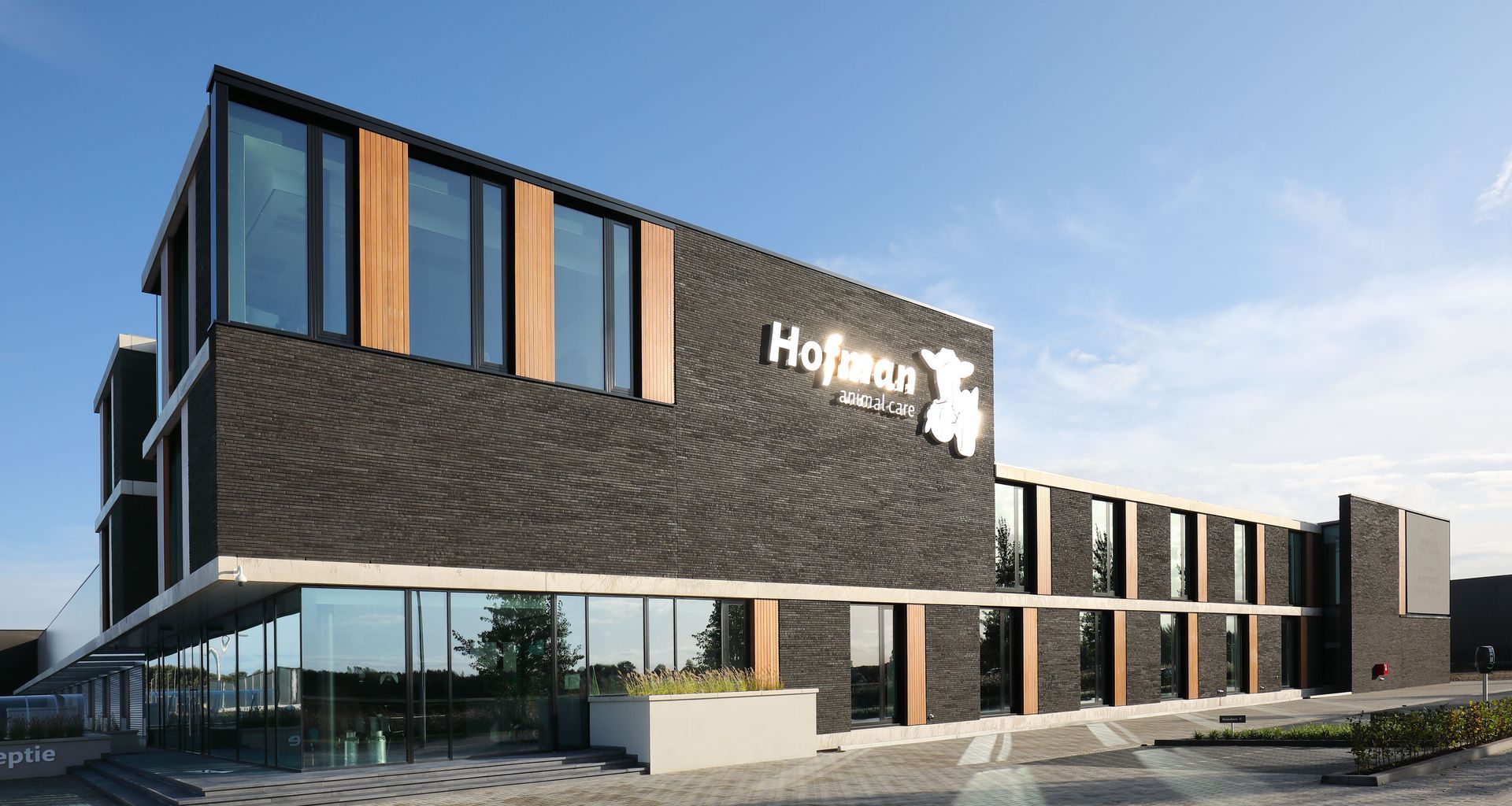 Hofman Animal Care banner