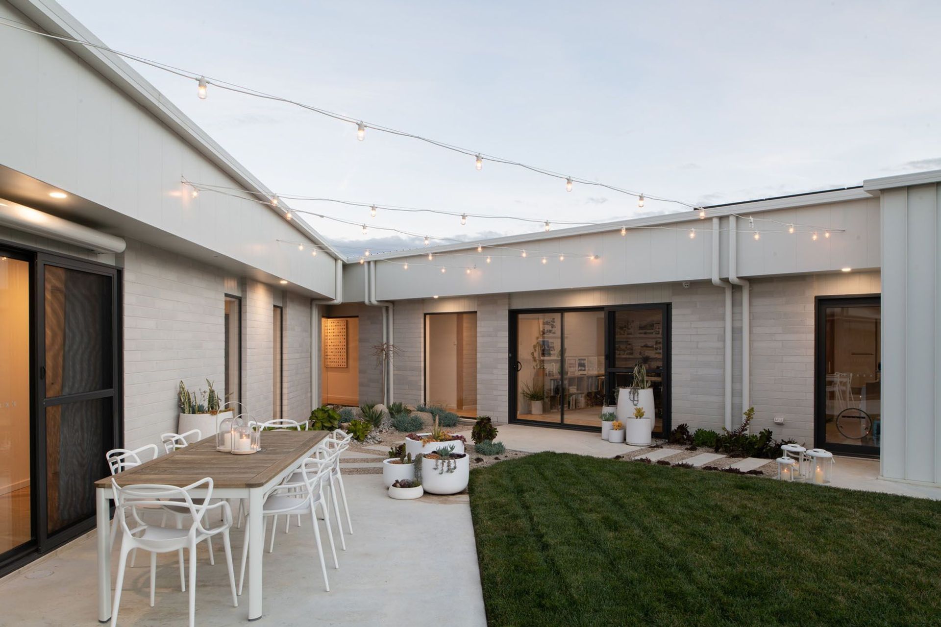 2 Henry Reed Court