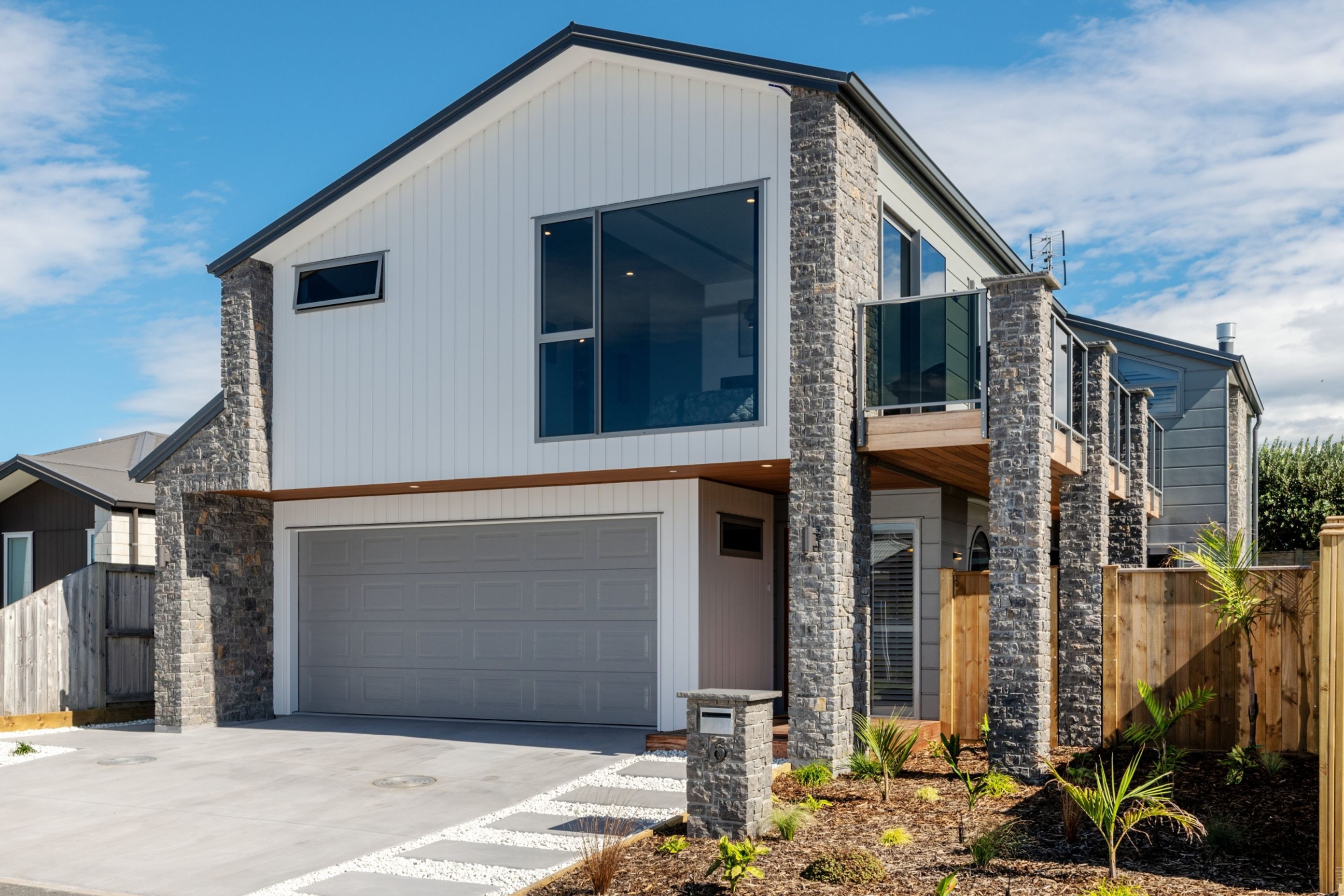 Hugo way, Papamoa
