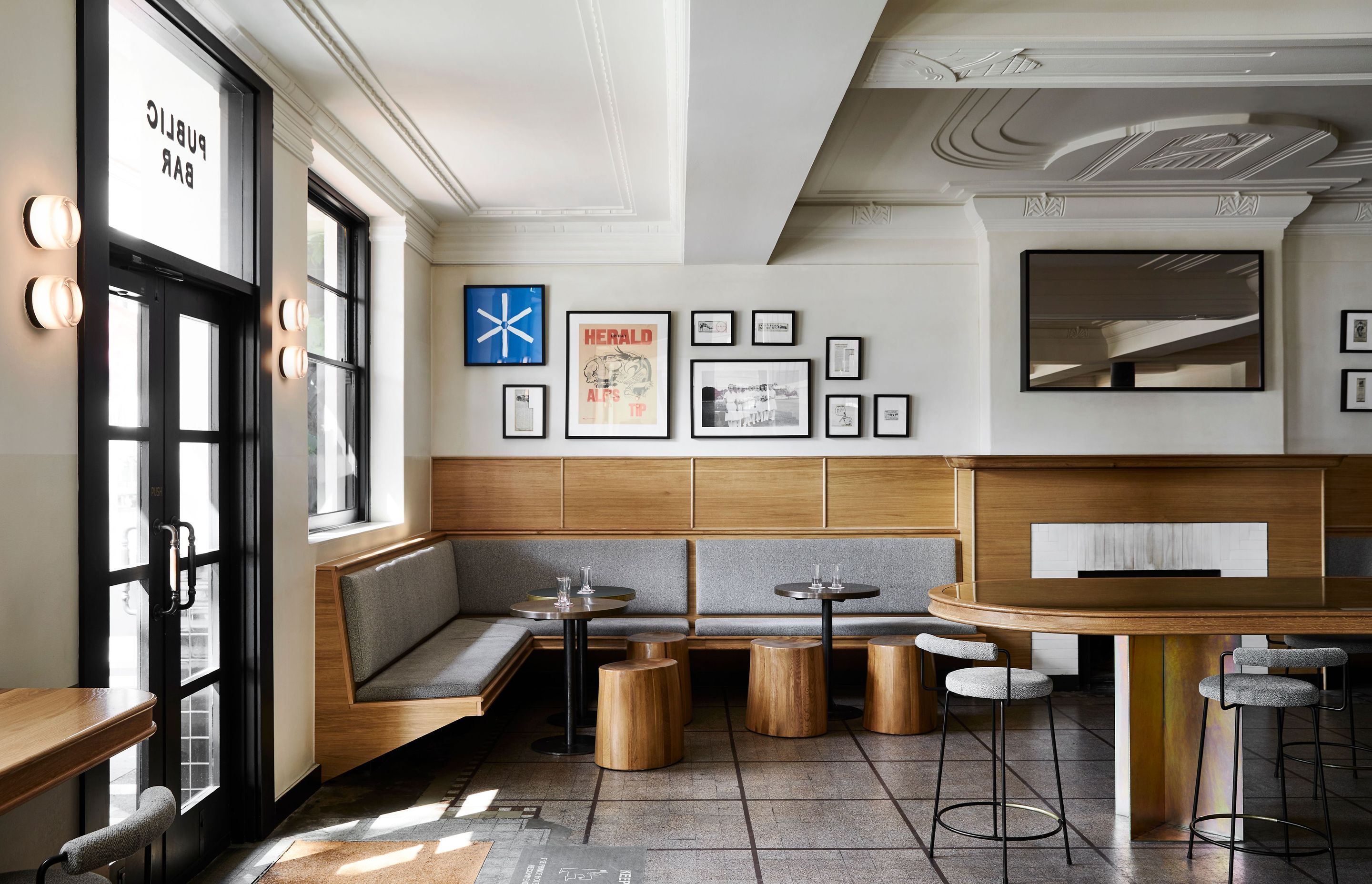 Prince Public Bar