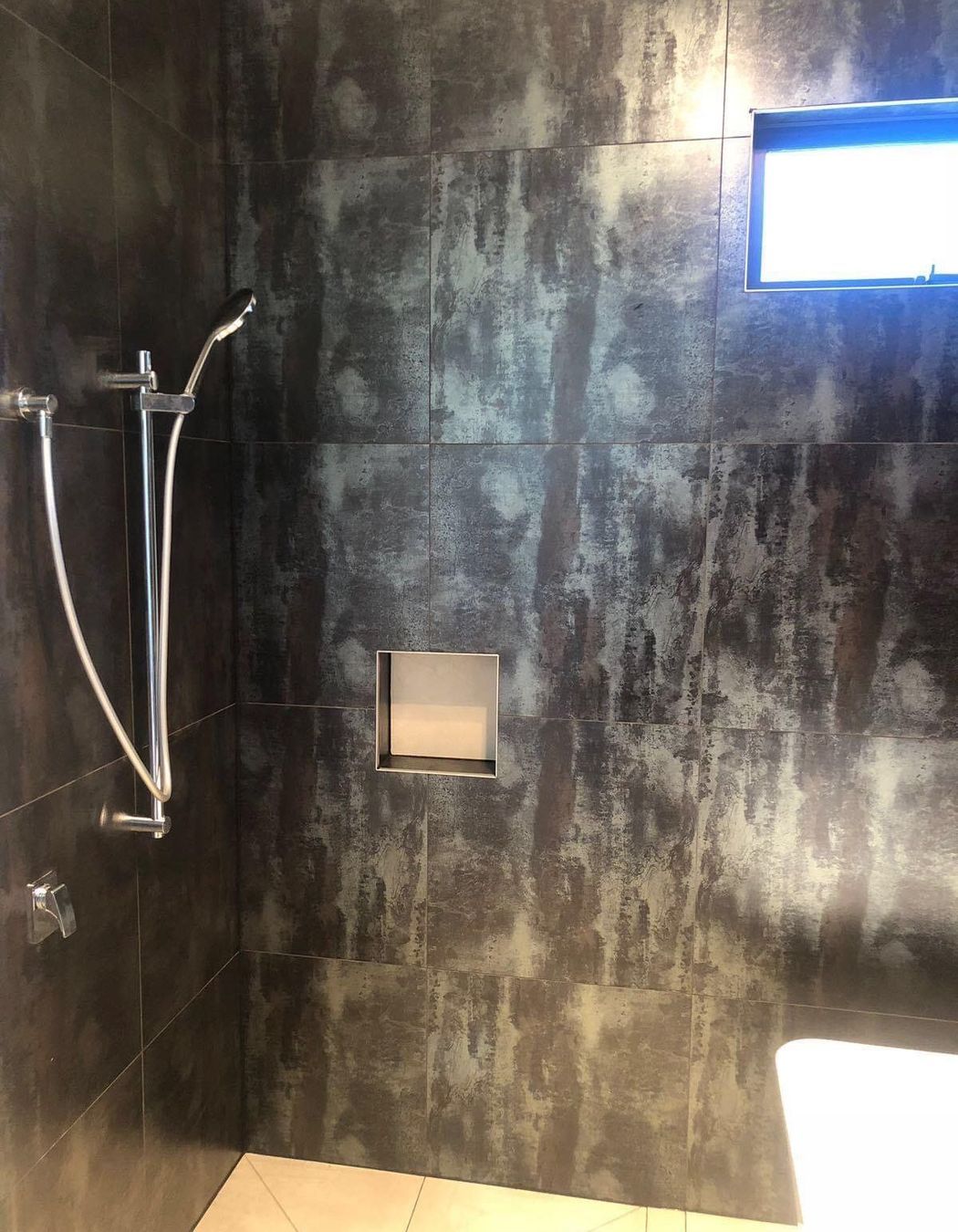 Dark Green Tiling