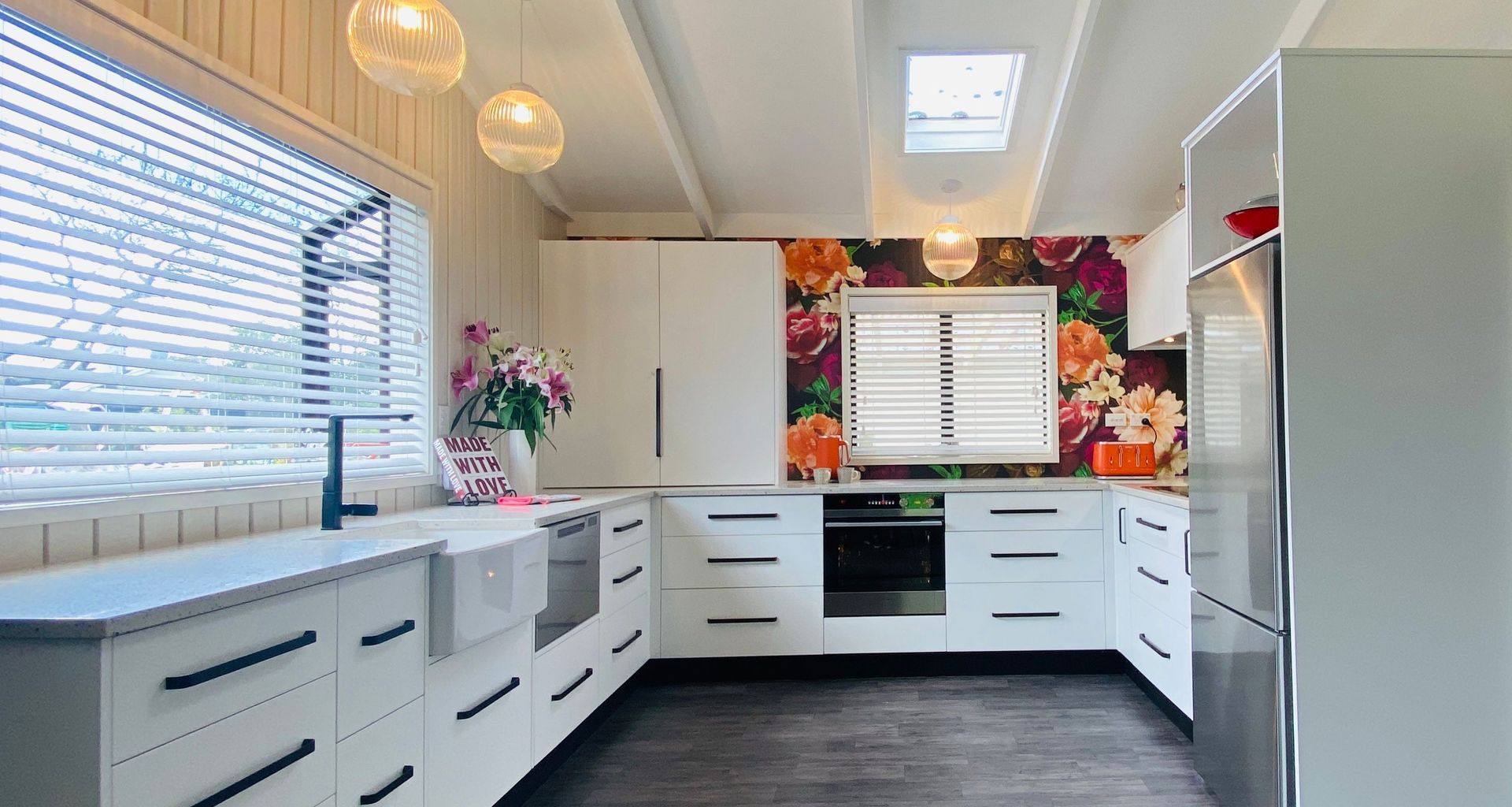 Dahlia Kitchen banner