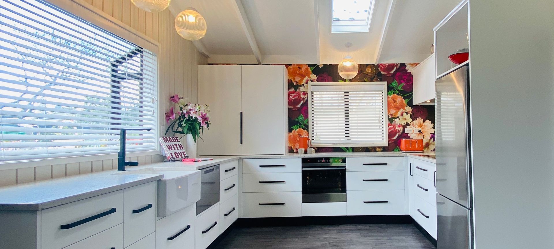 Dahlia Kitchen banner