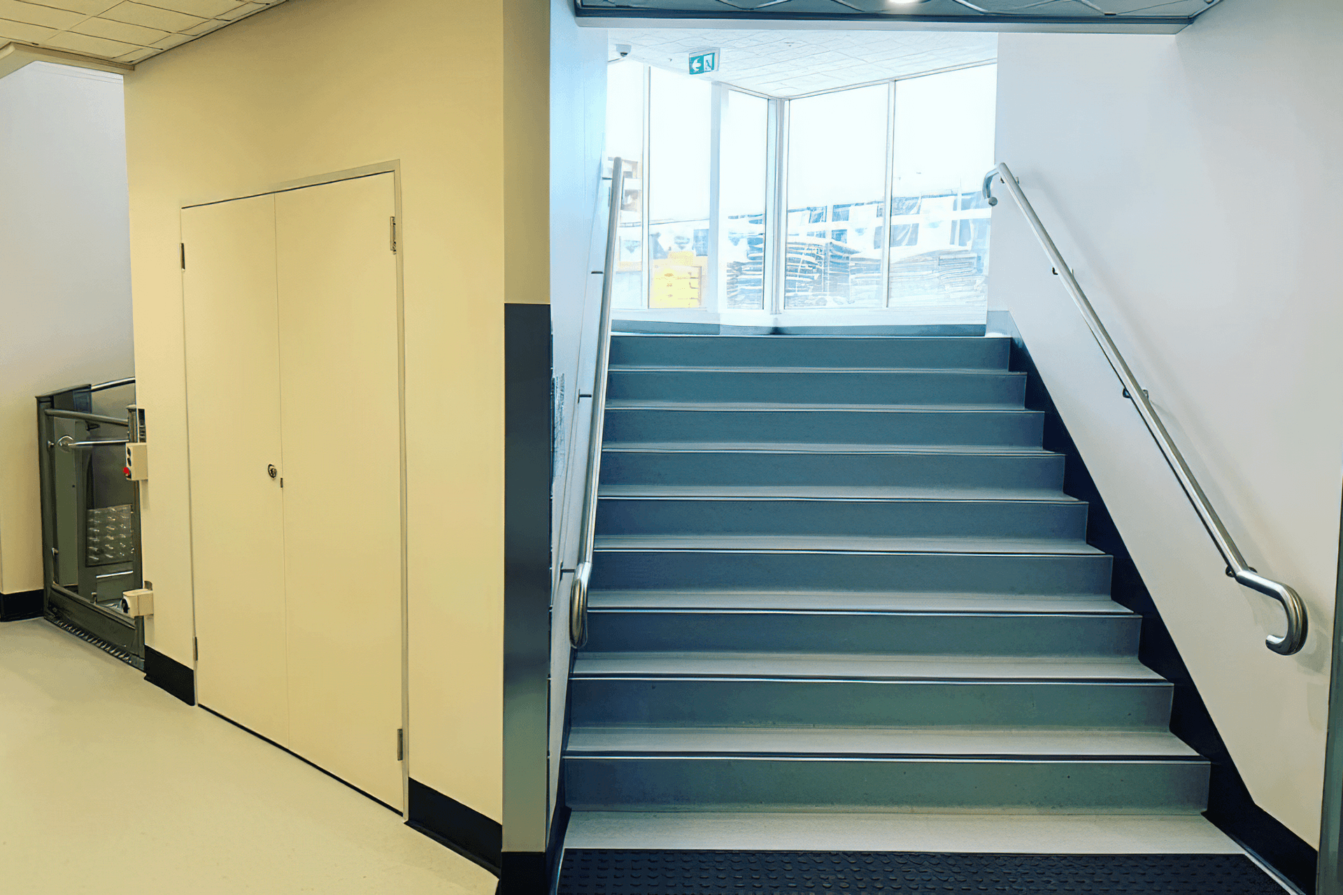 Royal Dental Hospital - Entry Foyer And Link Corridor