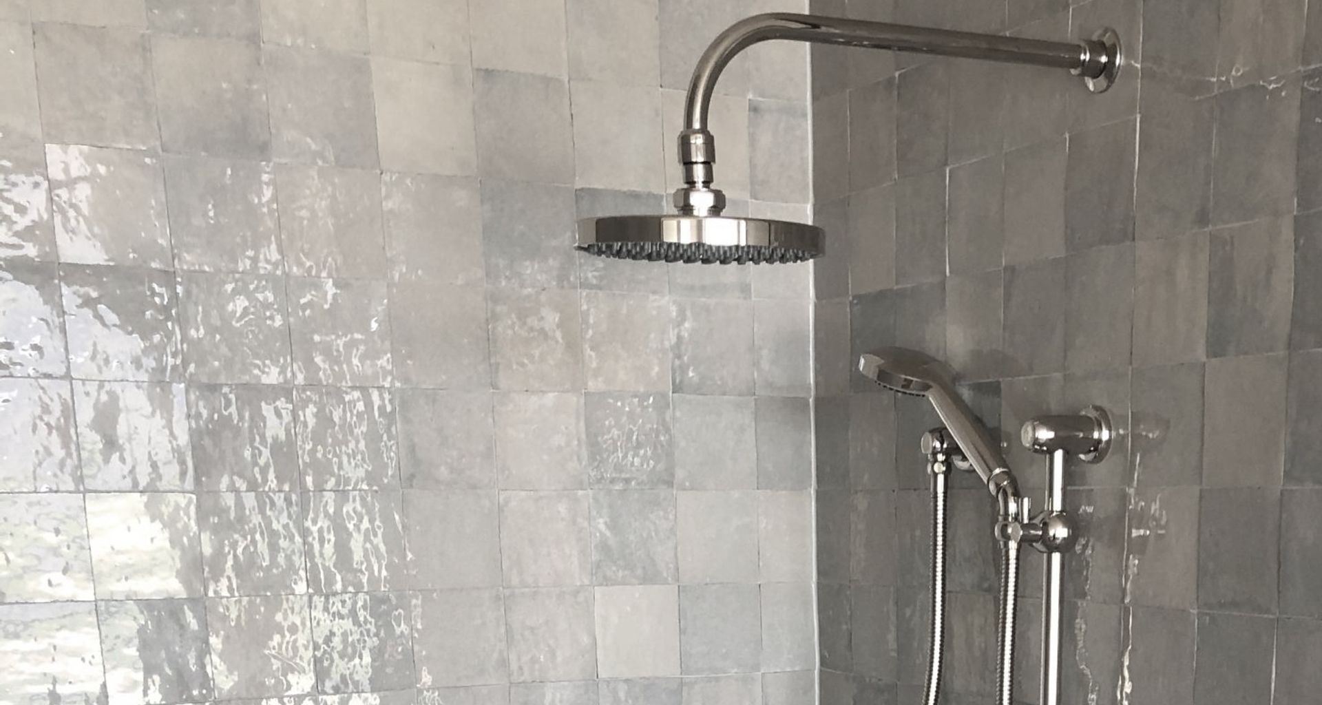 Combination of tiles banner