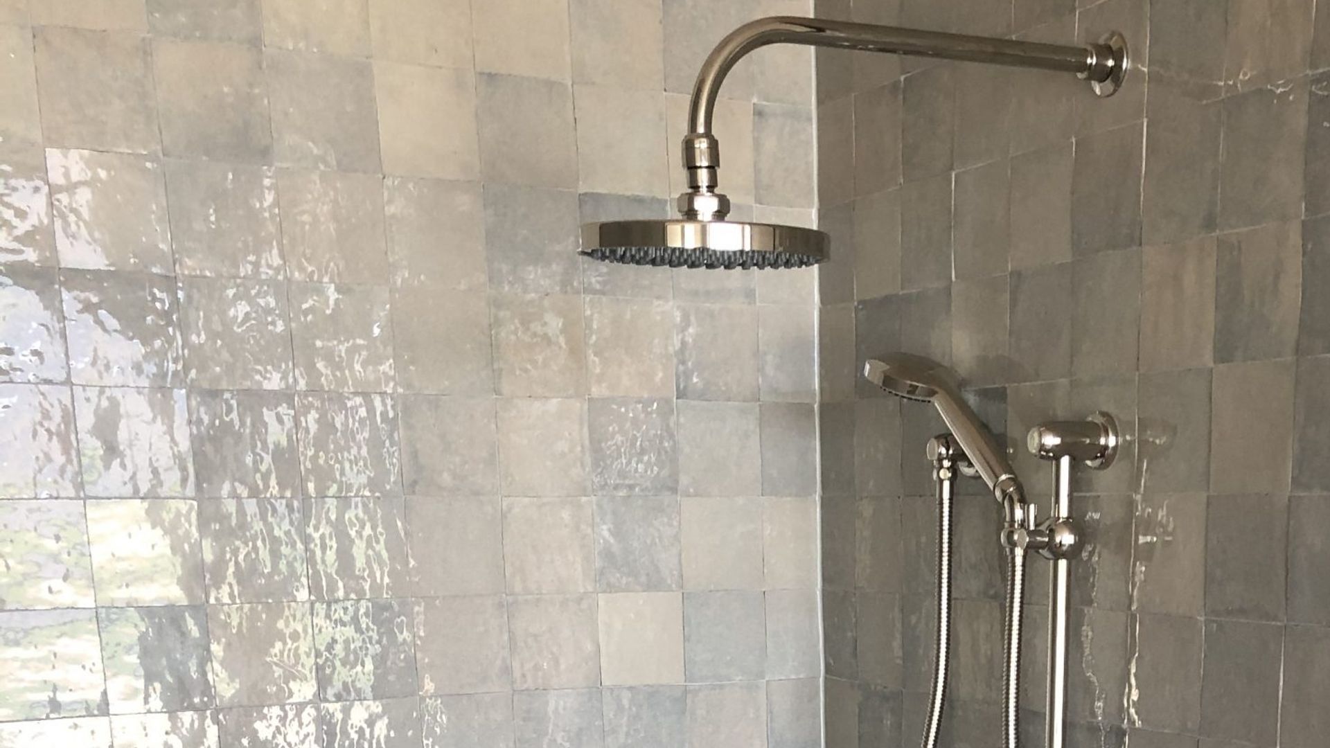 Combination of tiles banner