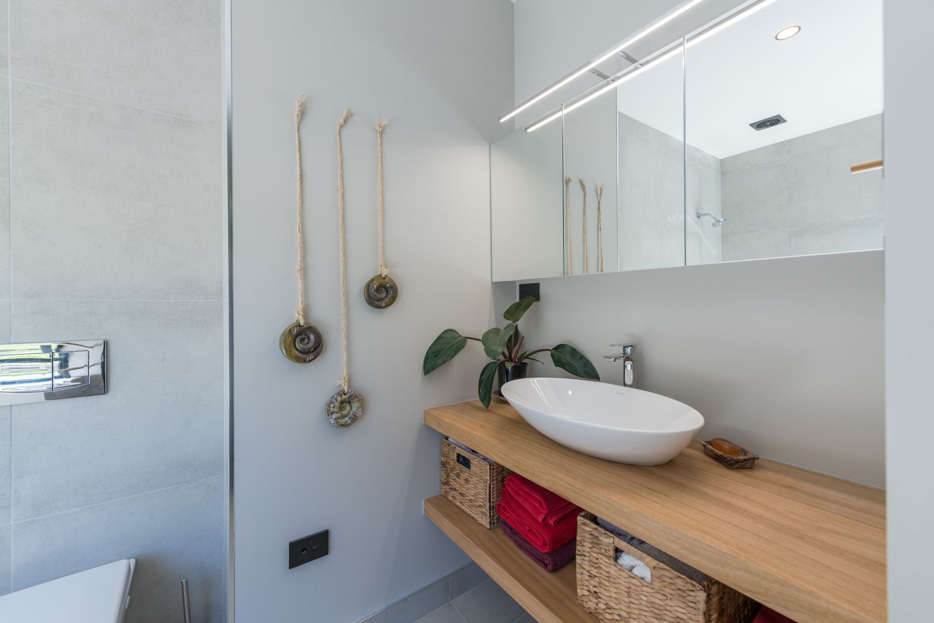 Grampian Oaks Lake House 2