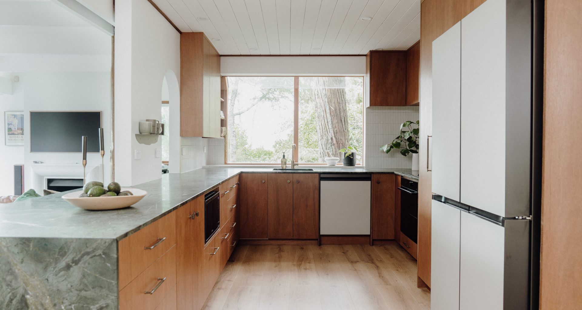 Dreamy Keruing Kitchen banner