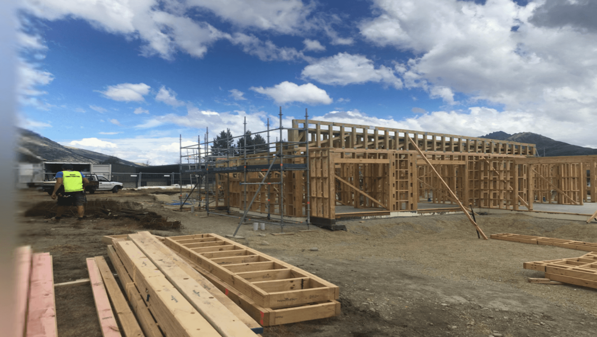 Lakeside Estate banner