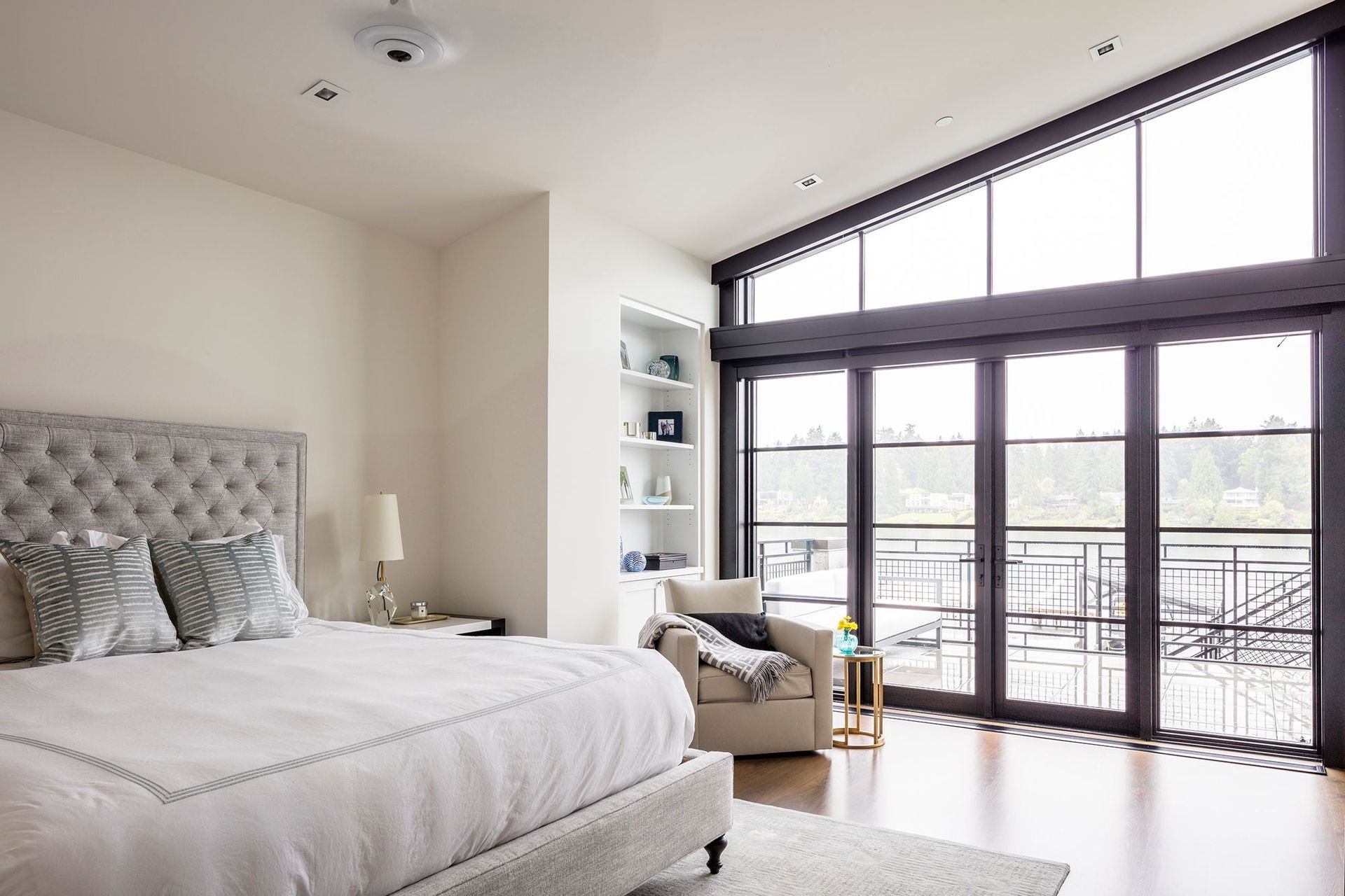 Light-filled-Modern-Master-bedroom.jpg