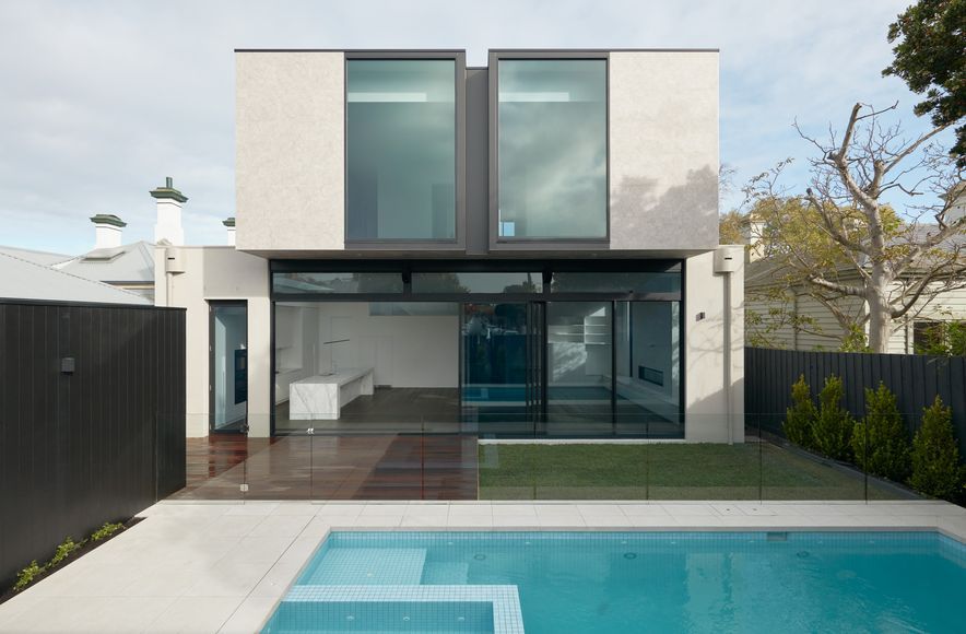 The White House, Elsternwick