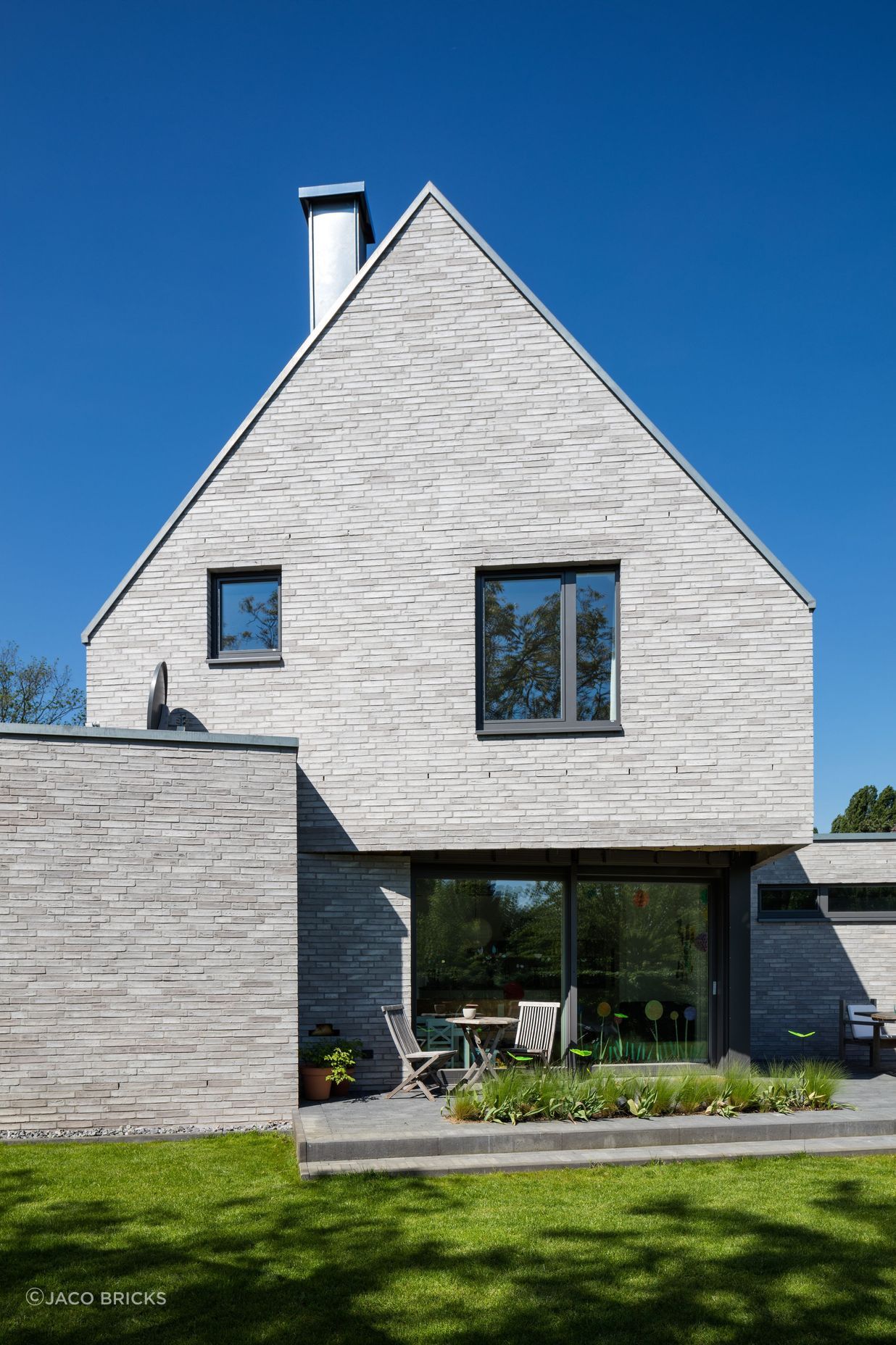 Neukirchen-Vluynprivate-residence-3.jpg