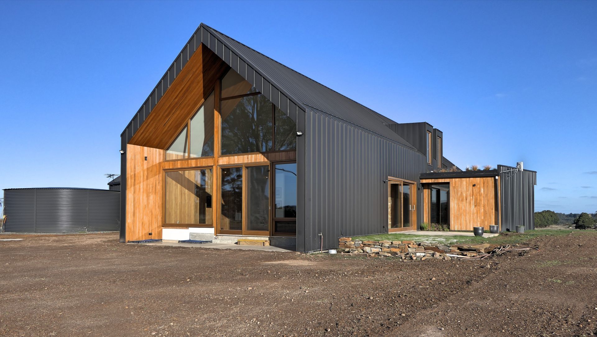 Modern Country Home banner