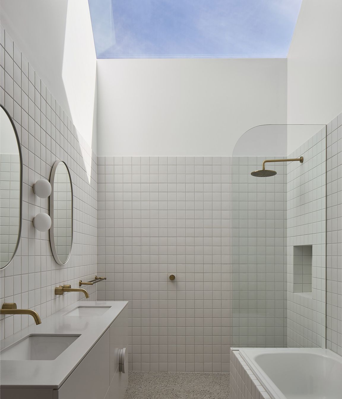 Parkside-House-1studio-gramAnthony-BahseerLR10-v2.jpg