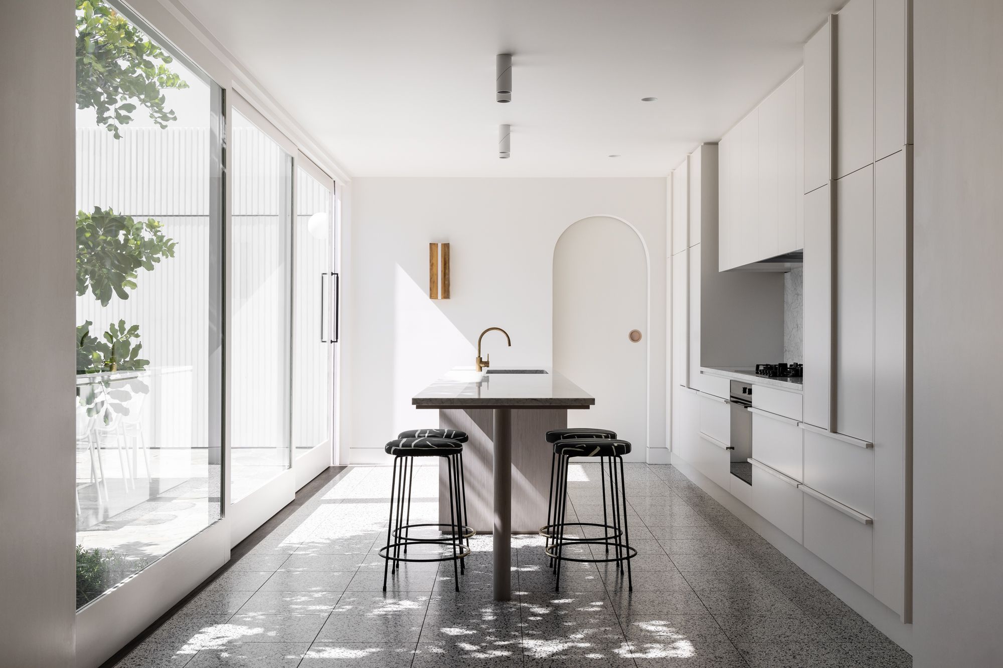 Parkside-House-3studio-gramTimothy-Kaye7406LR.jpg
