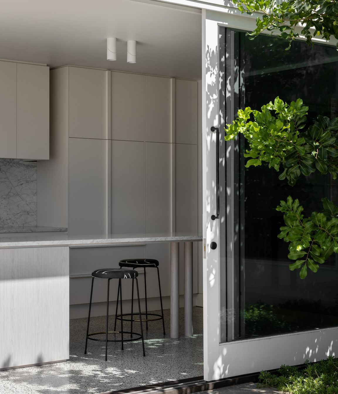 Parkside-House-3studio-gramTimothy-Kaye7437LR.jpg