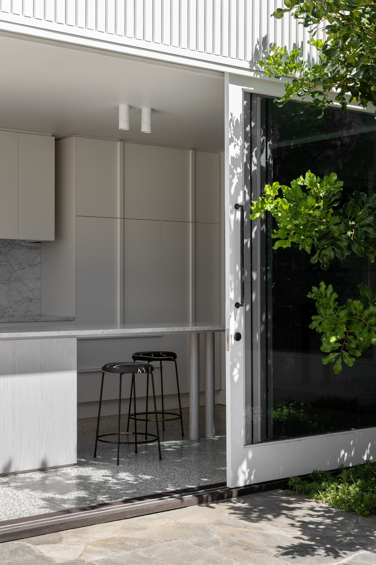Parkside-House-3studio-gramTimothy-Kaye7437LR.jpg