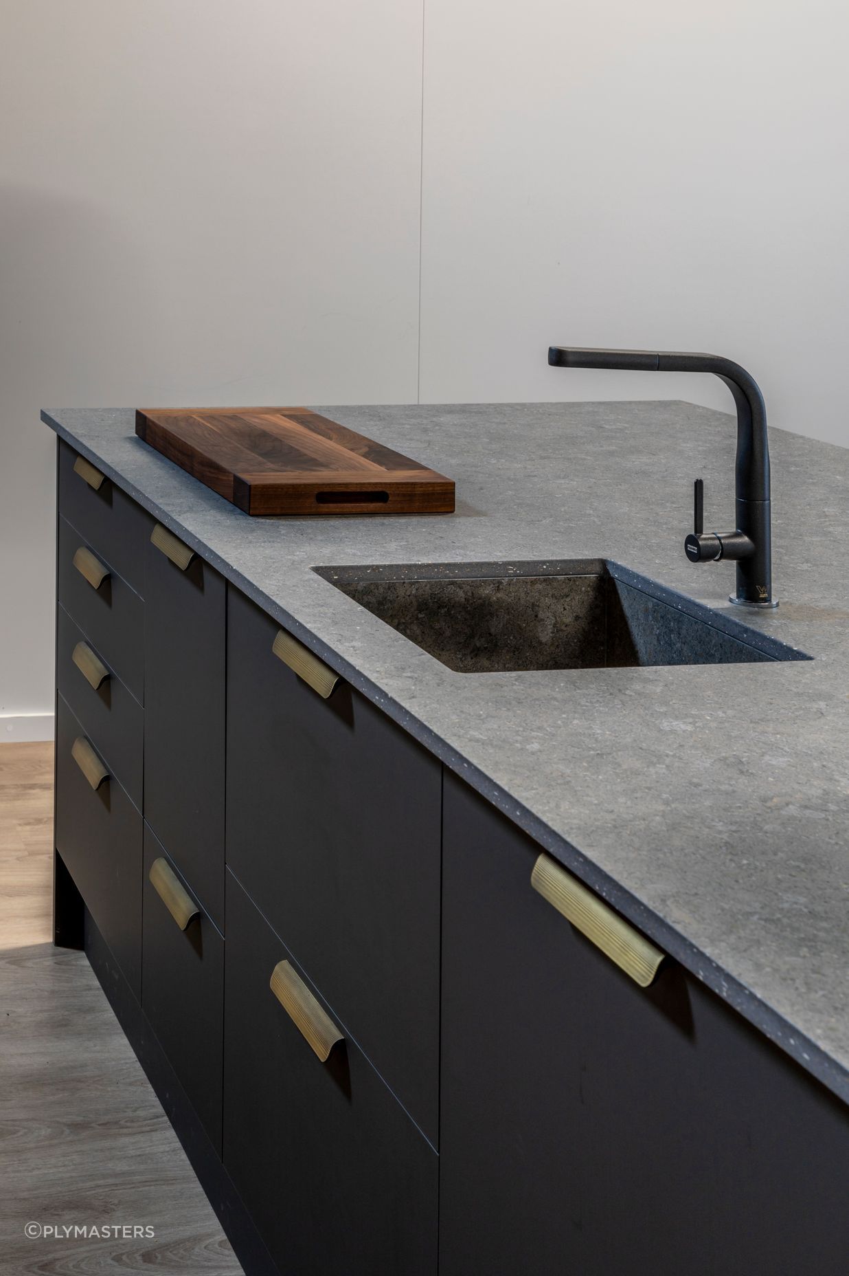 Paton-Kitchens-Showroommarengo-and-Techno-1.jpg
