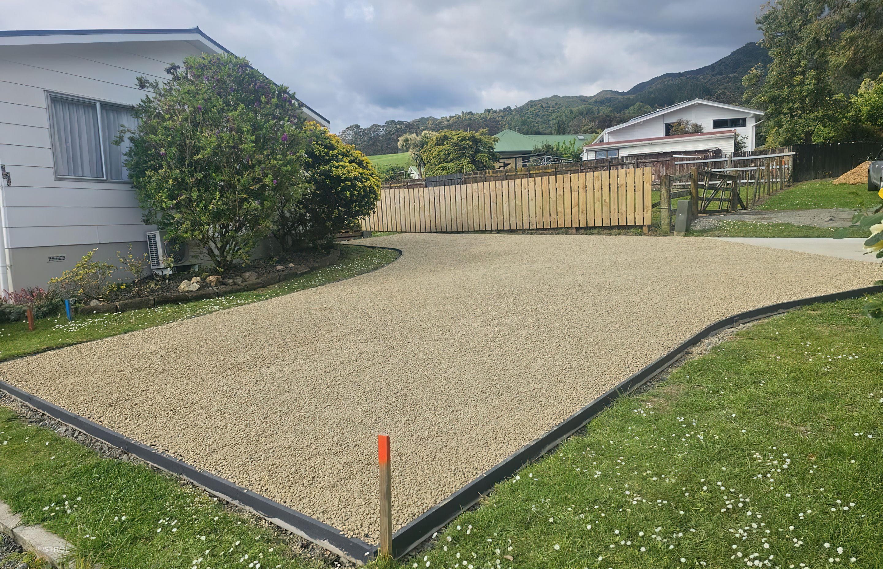 Pebble-Driveway-Project-Strol-1.jpg
