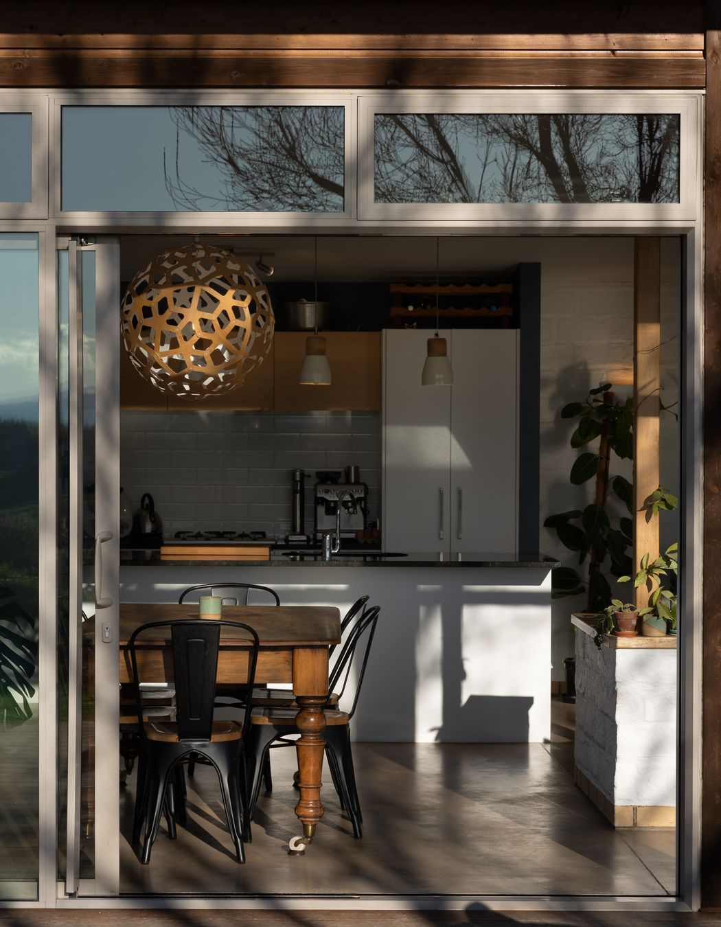 R60167-Edit.jpg