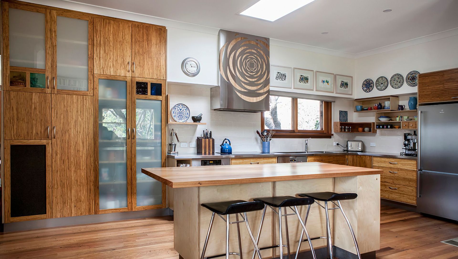 Bamboo & Timber Rose Kitchen banner