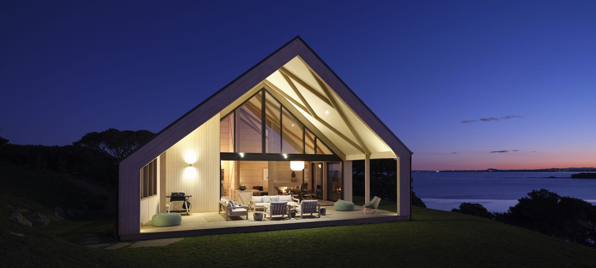 Matawhiti House , Waiheke banner