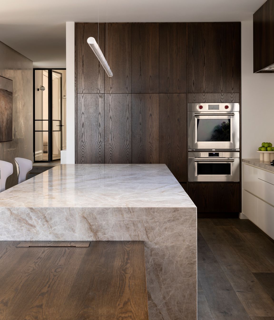 StonningtonBlackSt9673Gemmola.jpg