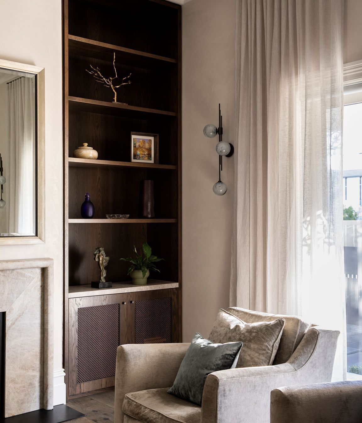 StonningtonBlackSt9785Gemmola-v2.jpg