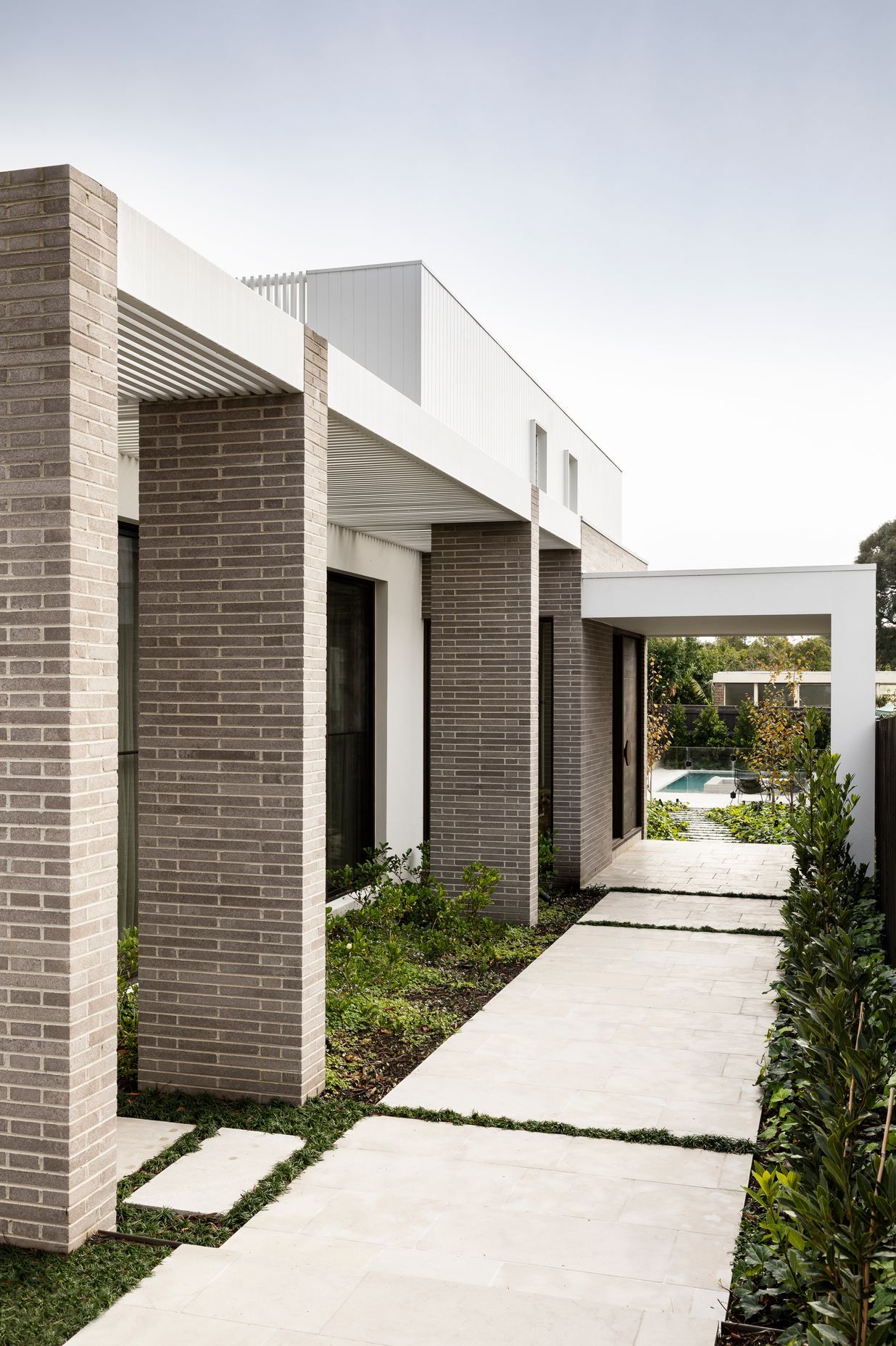 StonningtonRegentSt9232Gemmola.jpg