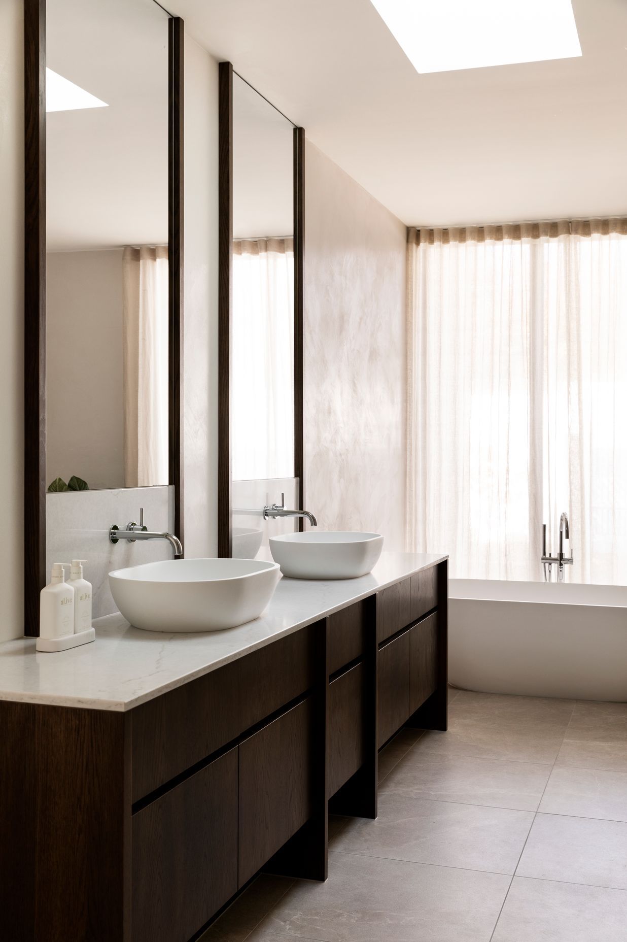 StonningtonRegentSt9361Gemmola.jpg