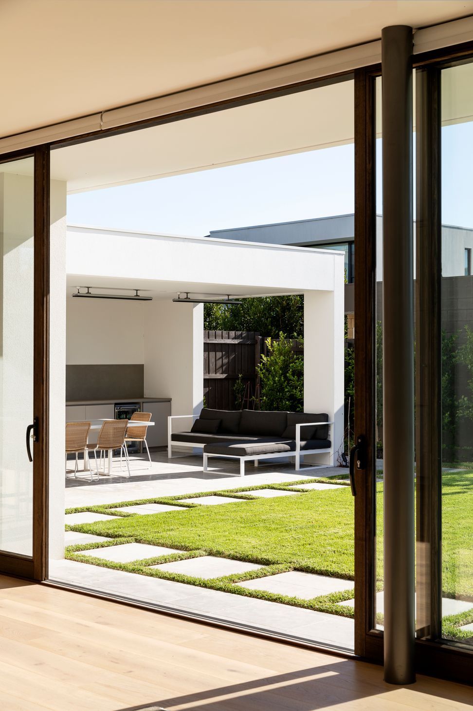 StonningtonRegentSt9443Gemmola.jpg