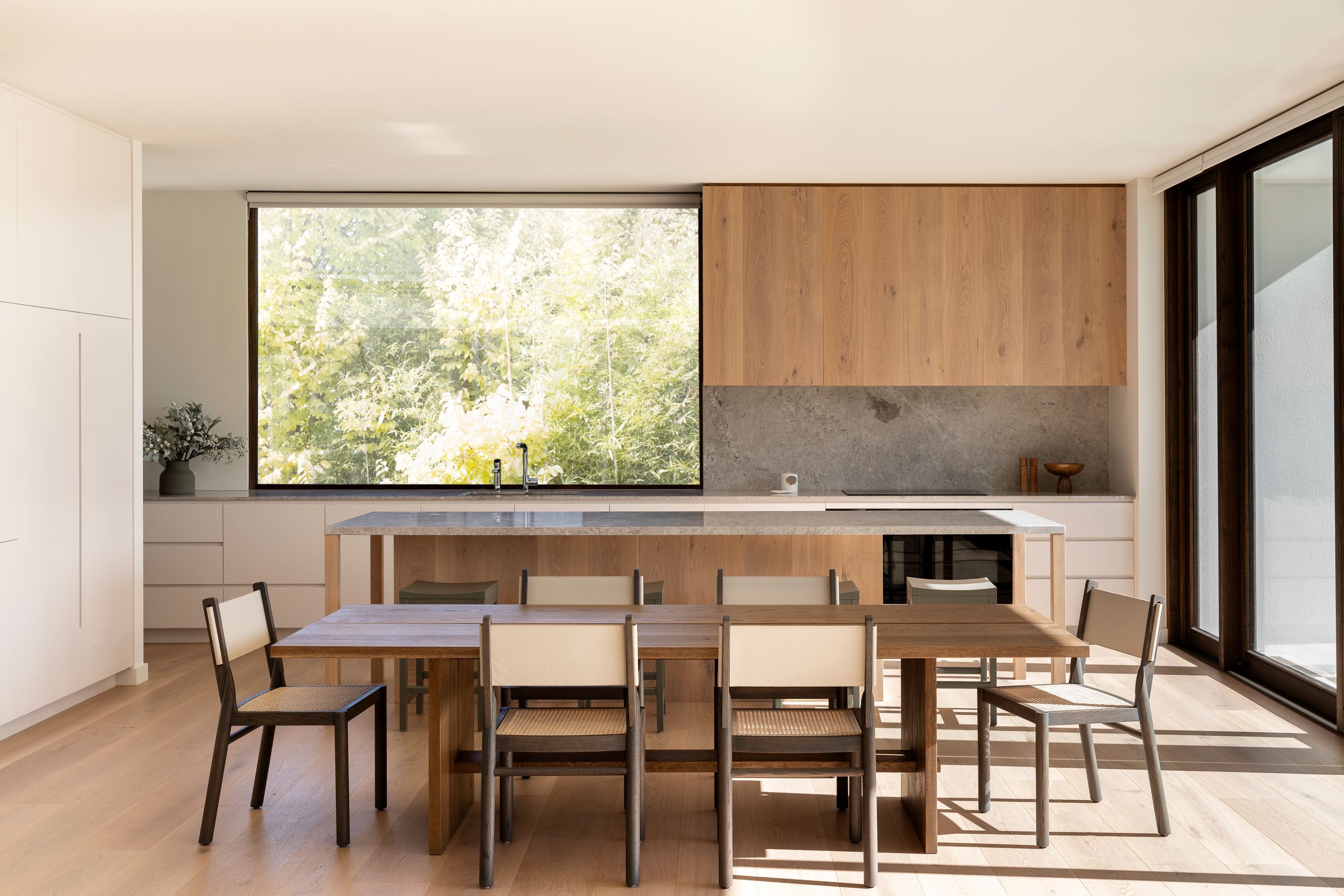 StonningtonRegentSt9451Gemmola.jpg