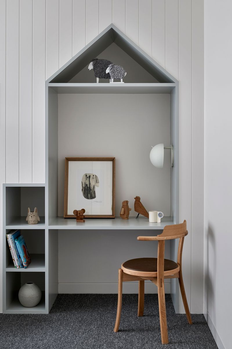 StudioGriffithsMtMarthasmg8108.jpg