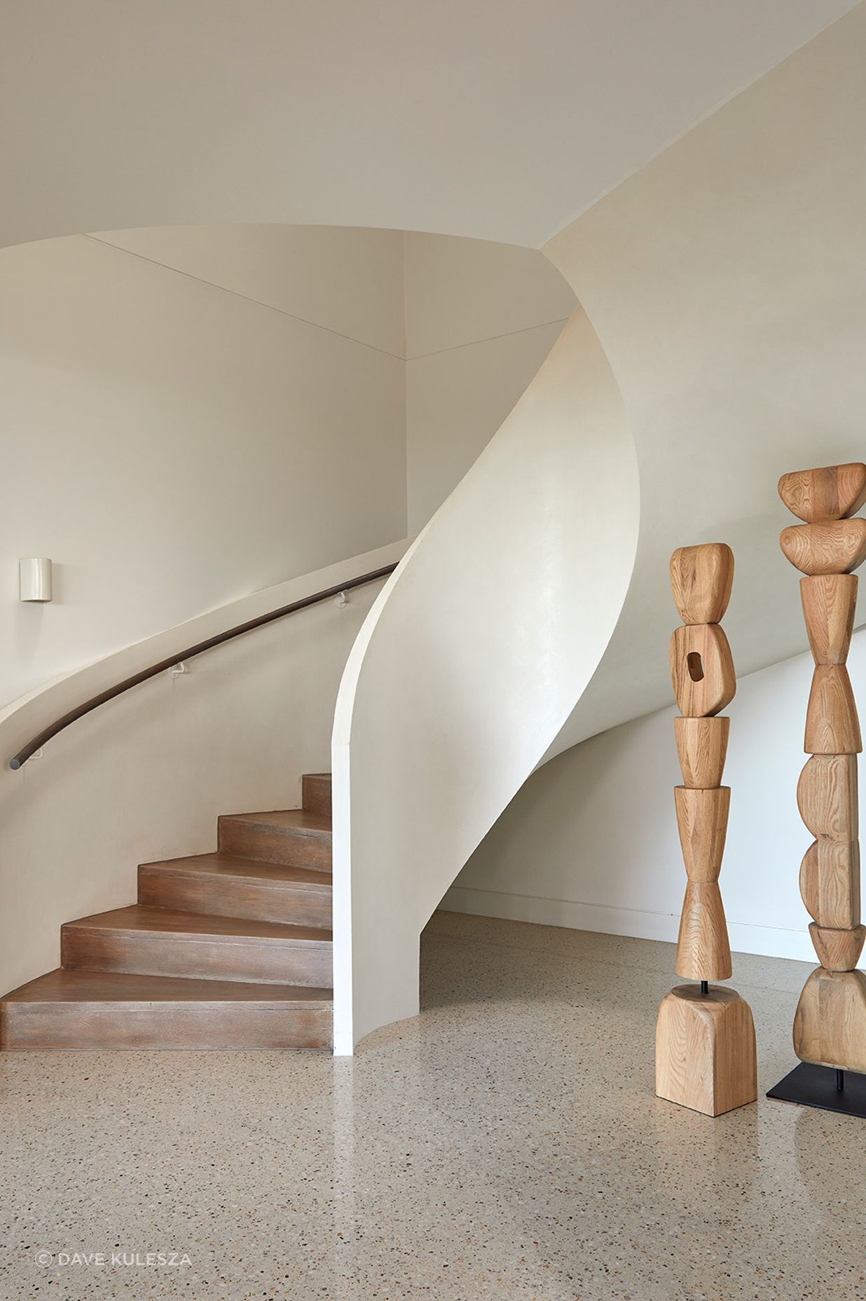 Pictured: Theron Bloom Floor Sculpture