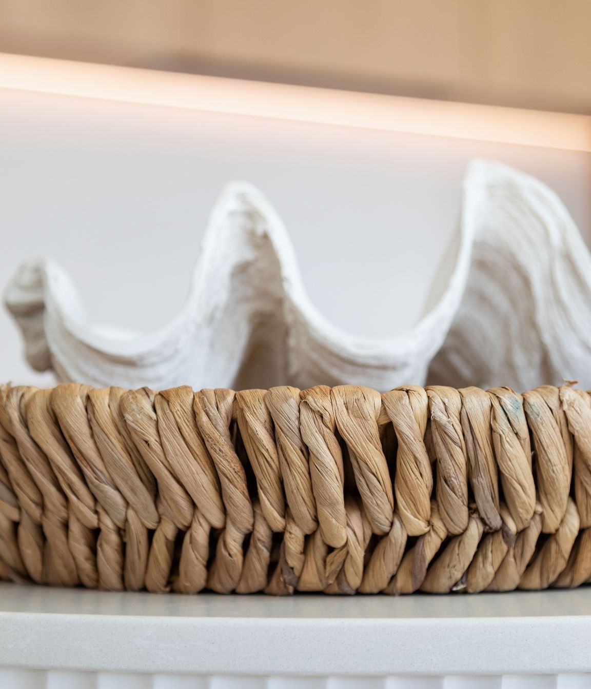 Techno-Veneer-Wave-Painted-MDF-Glen-Johns-Kitchens-50lr.jpg