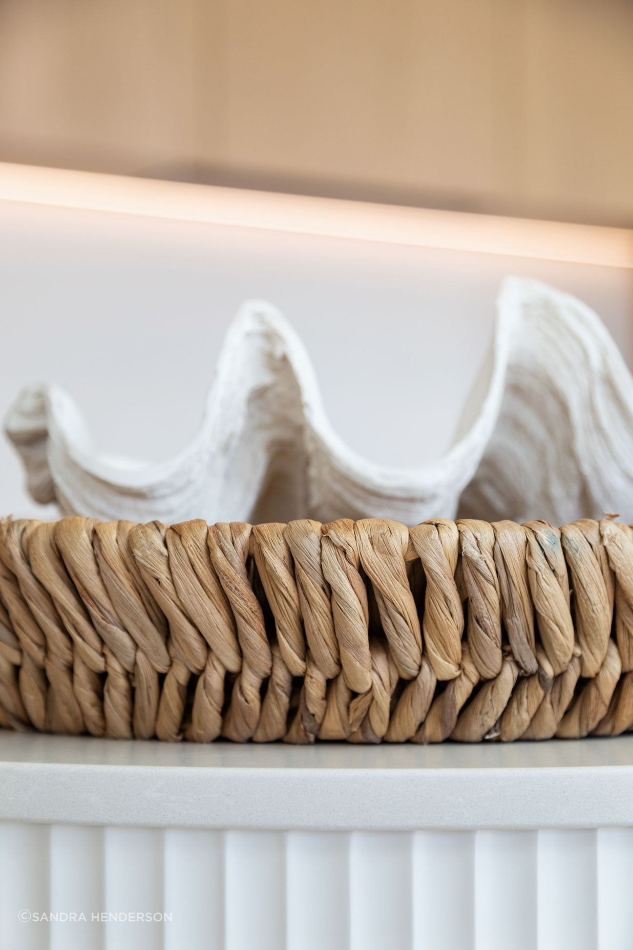 Techno-Veneer-Wave-Painted-MDF-Glen-Johns-Kitchens-50lr.jpg