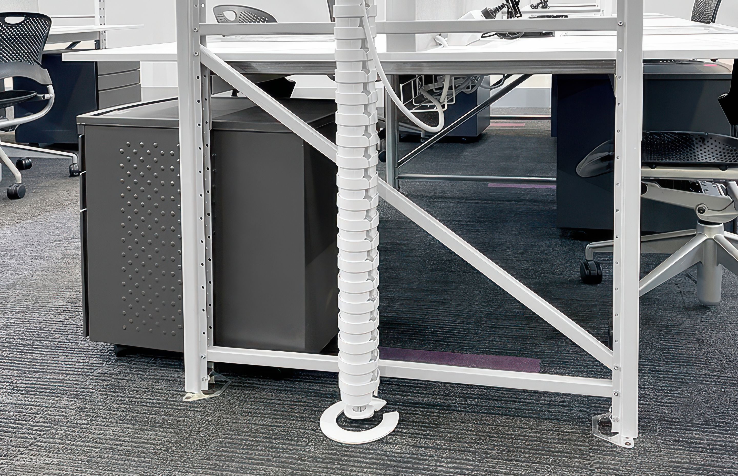 UTS-Cable-Management-PATHFINDER-gigapixel-standard-v2-4x.jpeg