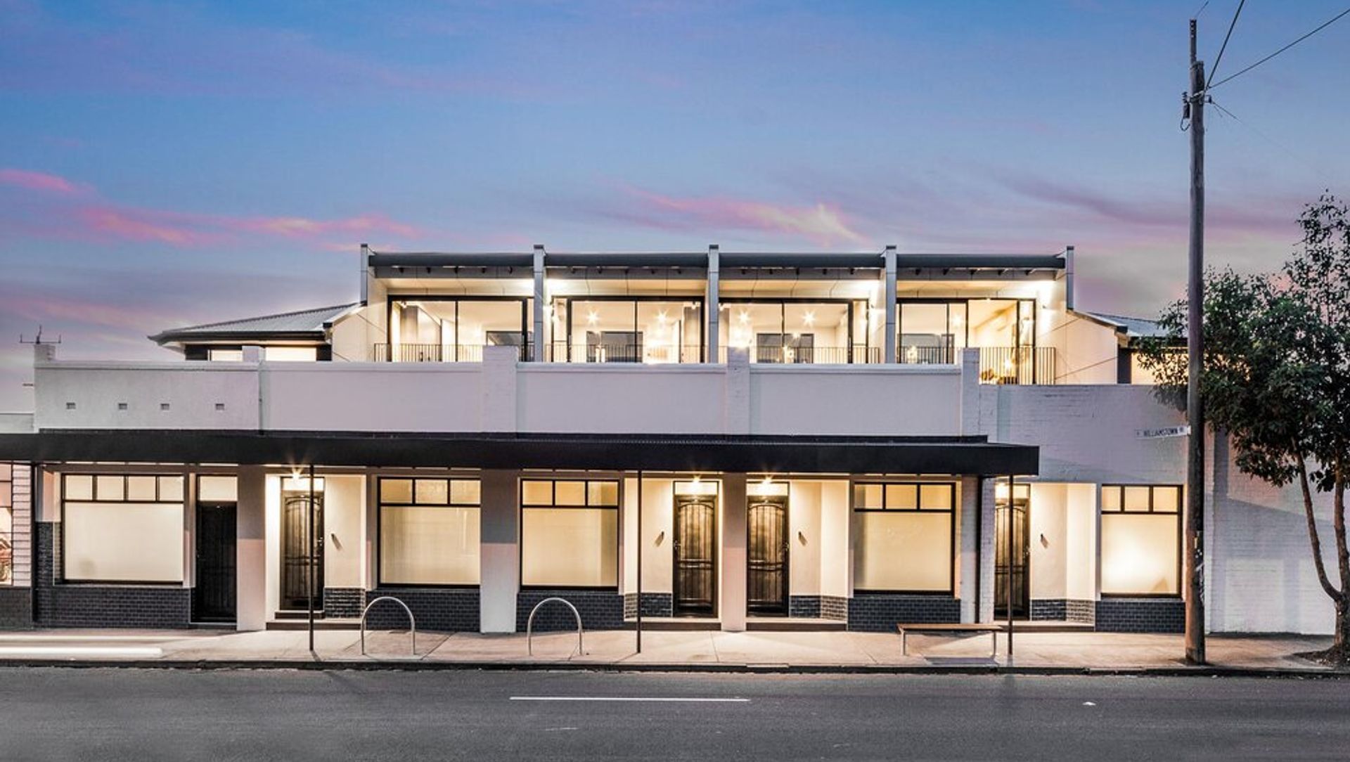 Williamstown Road banner