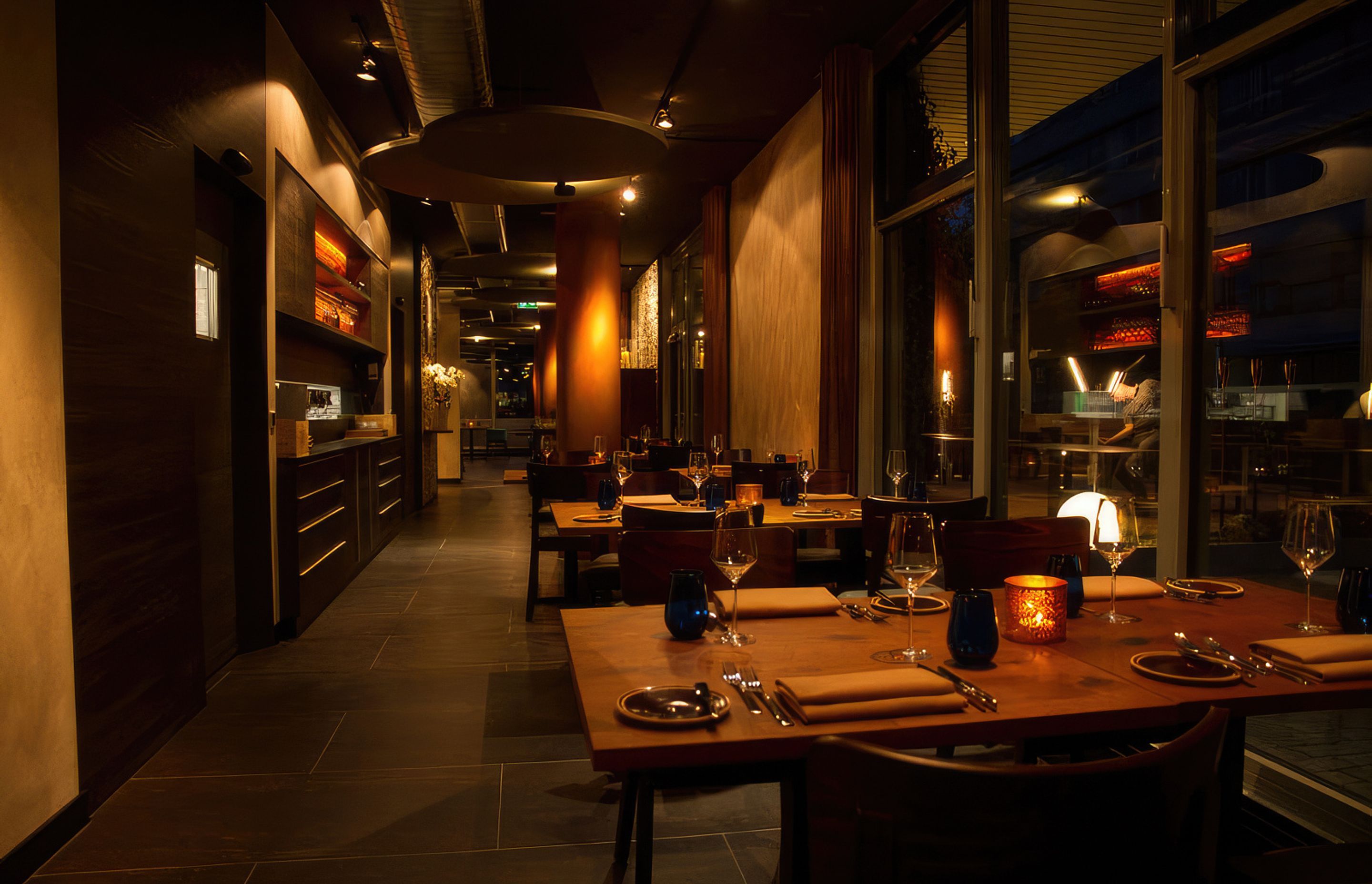 Zweisinn-Meiers-Bar-Restaurant-4-gigapixel-standard-scale-200x.jpeg
