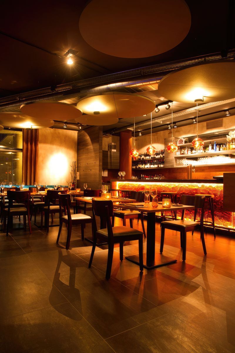 Zweisinn-Meiers-Bar-Restaurant-7-gigapixel-standard-scale-200x.jpeg