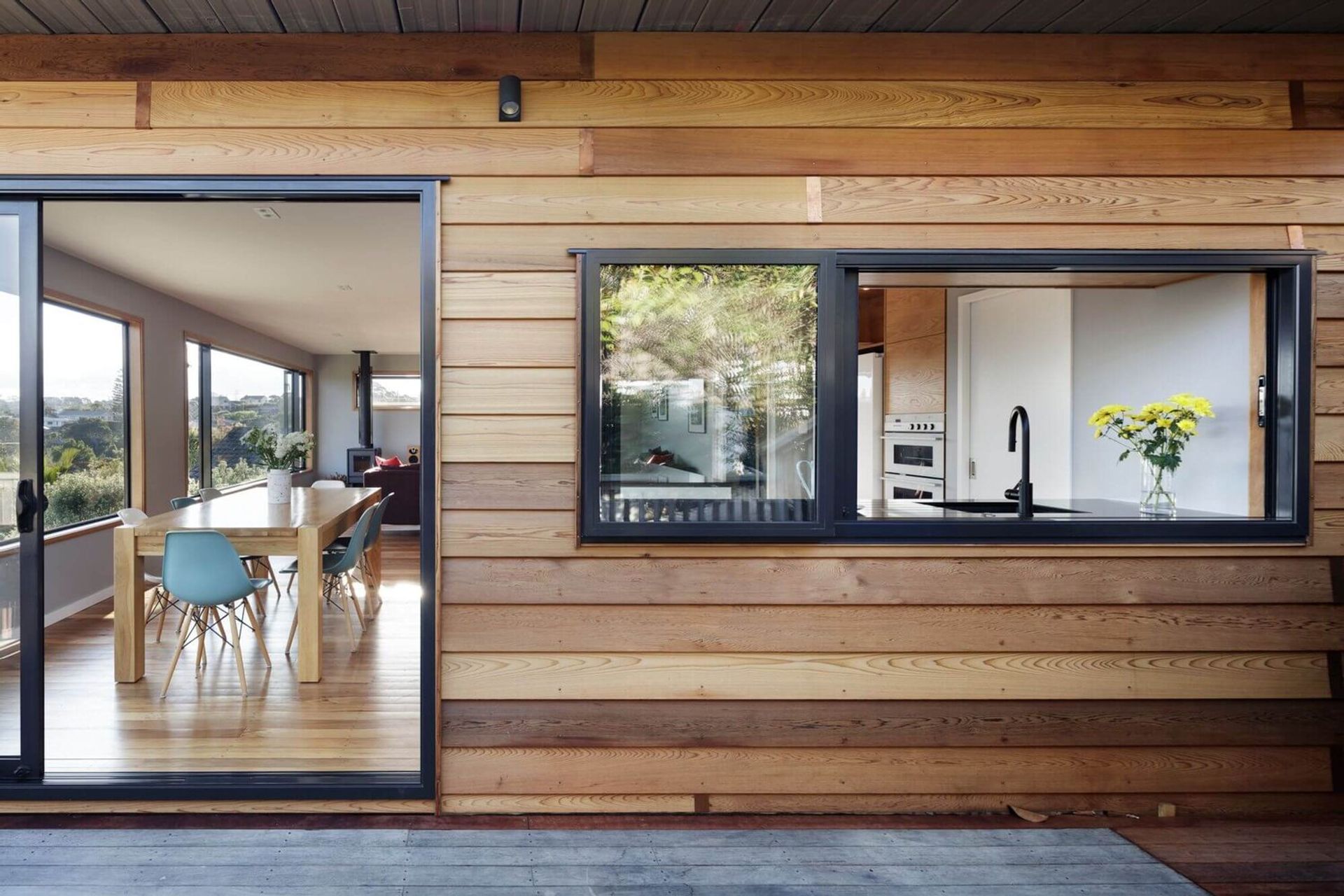 Raymond Terrace, Northcote